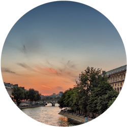 Se promener le long de la Seine